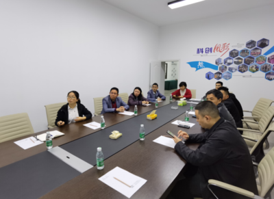 民盟成都市新津區(qū)支部到新津智能制造創(chuàng)新中心學(xué)習(xí)交流