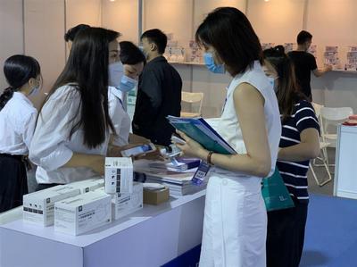廣州國(guó)際防疫物資博覽會(huì)開幕!湖南朗盾科技與晟海新材料強(qiáng)勢(shì)入駐